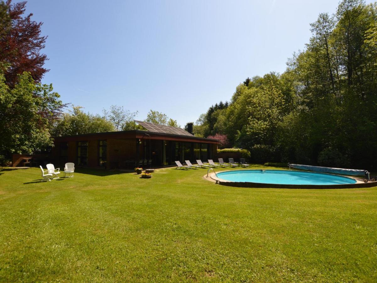 Luxury Villa With Swimming Pool Stavelot Buitenkant foto